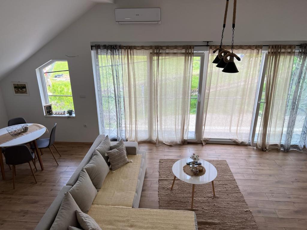 Villa Stan Na Dan Jungle Bajina Basta Exterior foto